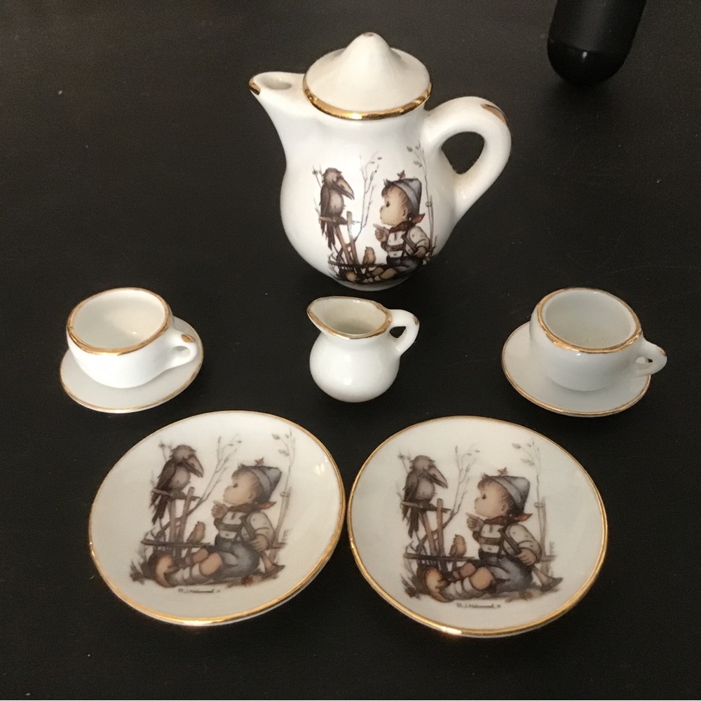 M I Hummel doll house tea set. Vintage